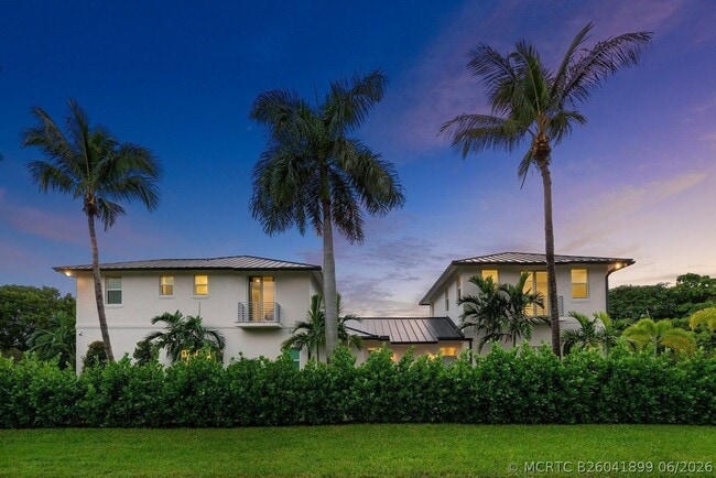 Photo - 217 Gulfstream Blvd