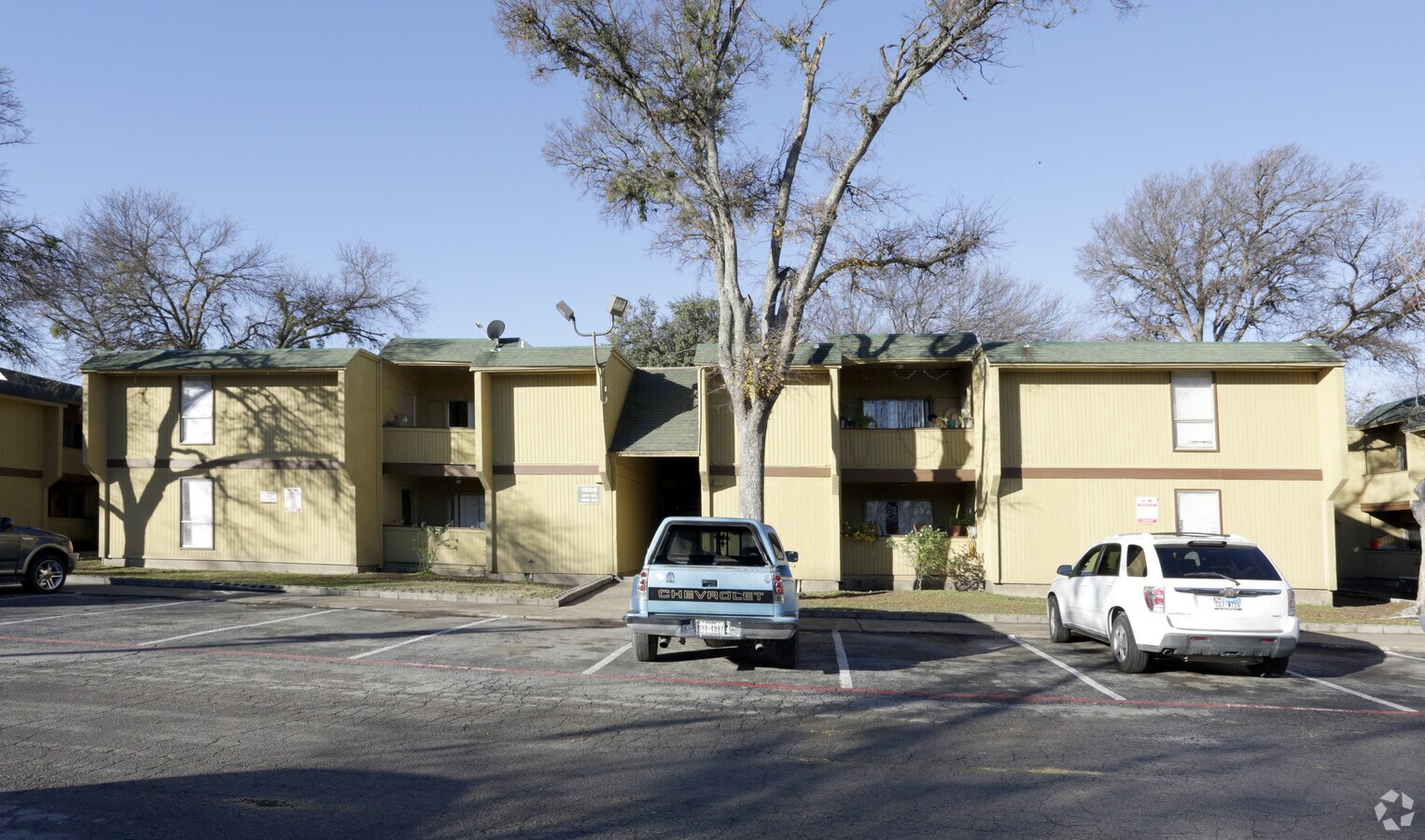 Little Brook Apartments - Little Brook Apartments