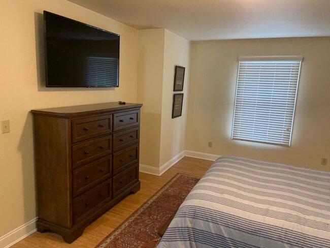 Photo - 114 Stratton St Unidad 3