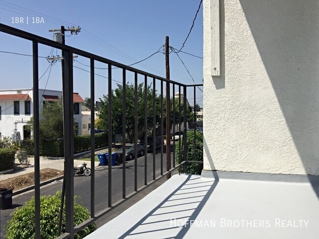 Photo - 4129 Monroe St Unidad 1/2