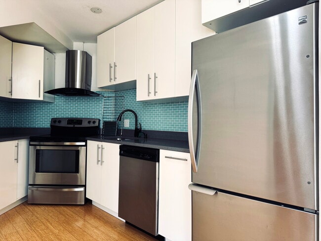 Building Photo - 74 Park St Unit 1 Rental