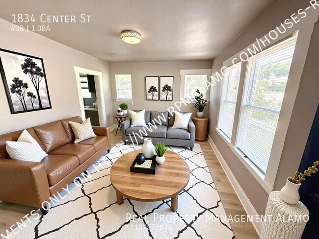 Photo - 1834 Center St