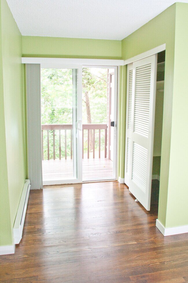 Photo - 1006 W Nickerson St Unit 4