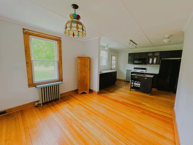 Building Photo - 20/22 Porter Ave Unit 20 Porter Ave Rental