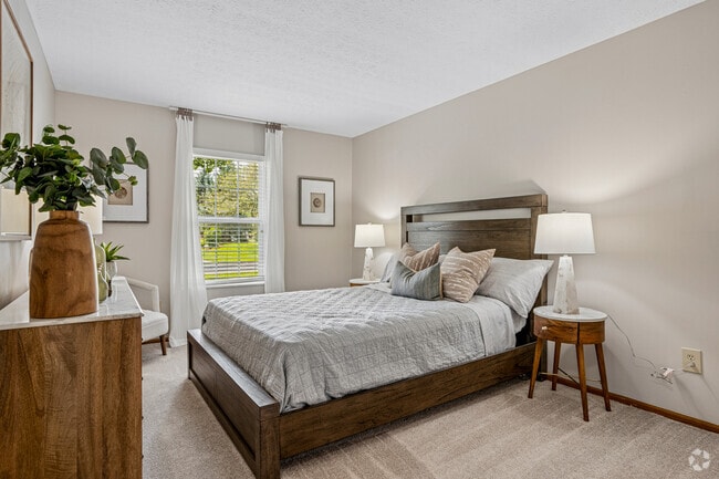 2BR, 1BA - 855SF - Bedroom