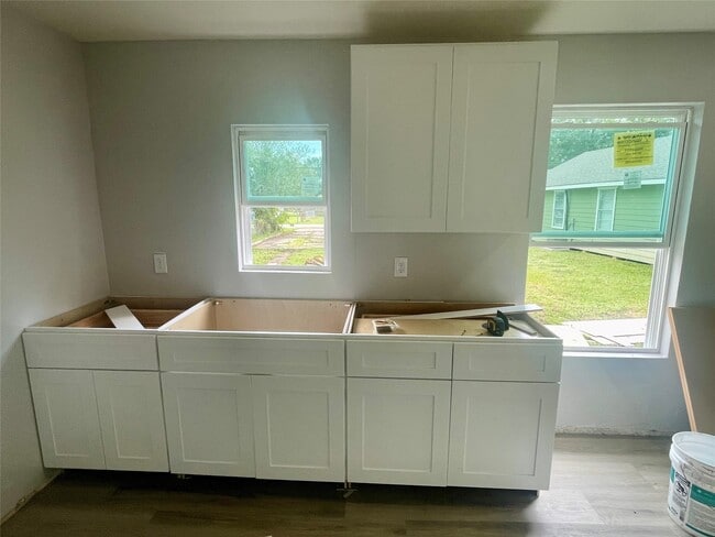 Photo - 504 N 8th St