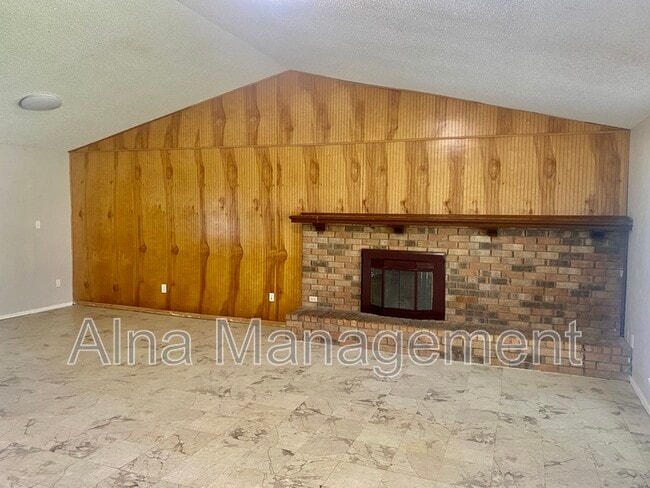 Photo - 1704 Fieldstone Ct