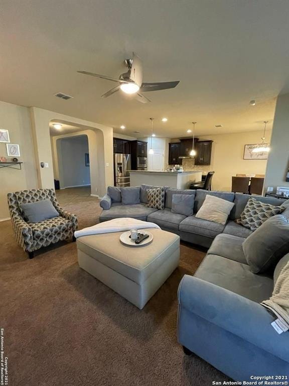 Photo - 9626 Common Law