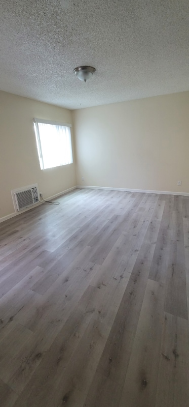 Photo - 9652 Winter Gardens Blvd Unidad #03