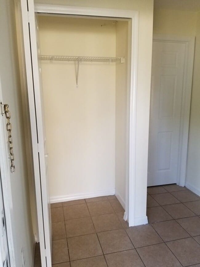 Photo - 525-529 Glendale Avenue Unit 529 Glendale Avenue