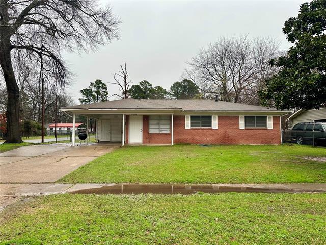 Photo - 7809 Woodfield Dr House