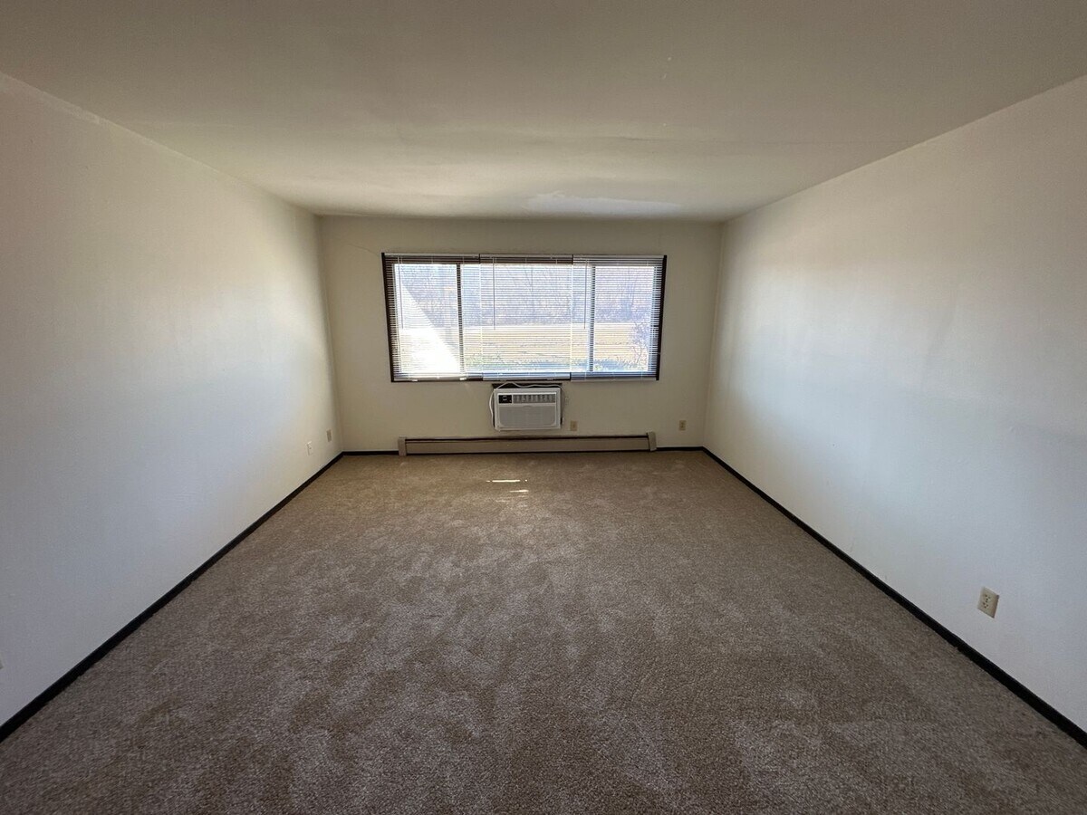 Photo - 10500 W Fond Du Lac Ave. (12 Unit)