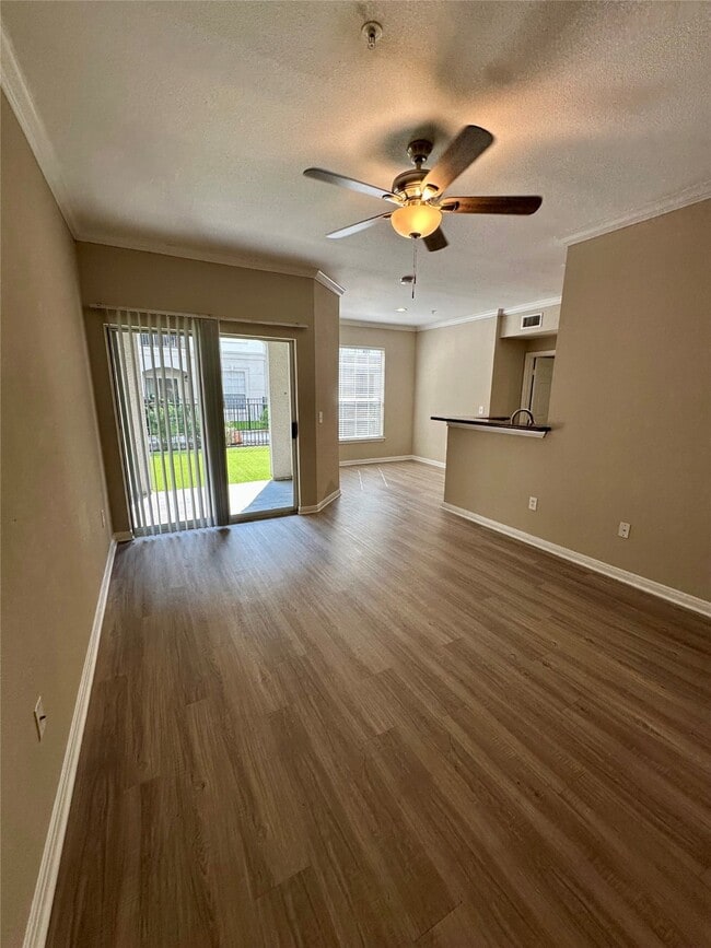 Photo - 2303 Louisiana St Unit 1227