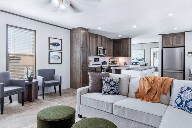 4740 Fuqua St