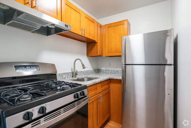Building Photo - The Maples Rental