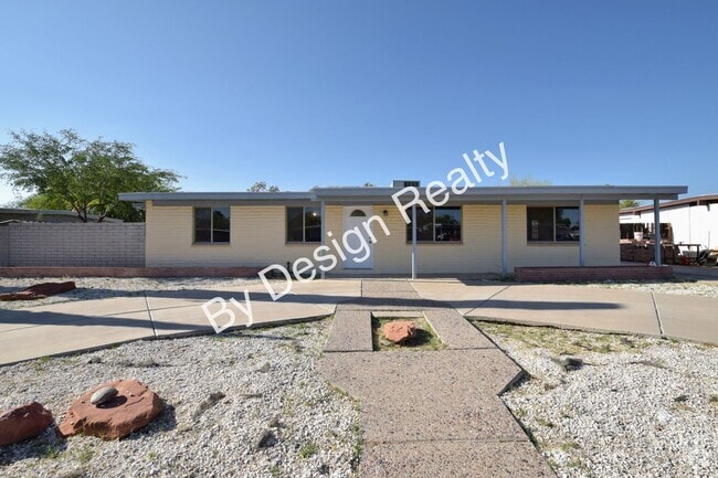 Building Photo - Pristine Remodeled Olive Grove 4 Bedroom 2... Rental