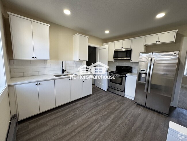 Building Photo - 718 SE 8th Ave Rental