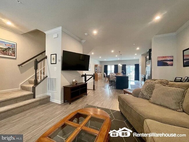 Photo - 2824 Shaws Rd