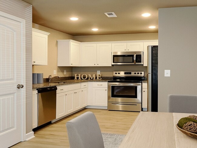 Photo - Charming 3BR/2BA Ranch Duplex w/ Garage – Colonial Gardens