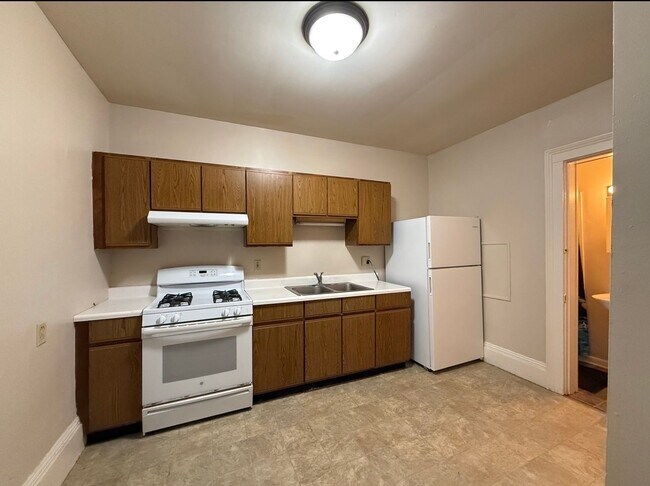 Photo - KEE - 909-911 N 10th Unit 911 - Apt 2