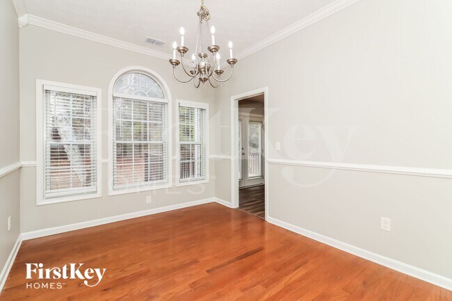 Photo - 1627 Eagle Dr