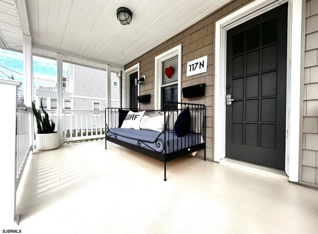 Photo - 117 N Princeton Ave