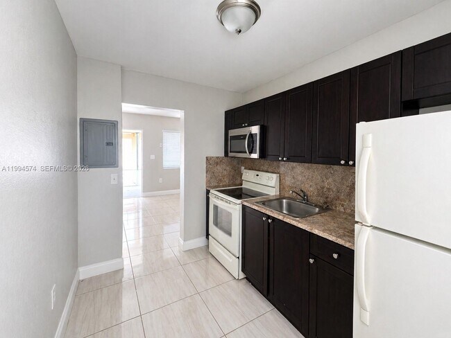 1920 Washington Ave Unit 3