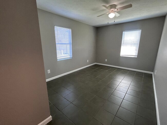 Photo - 108 Scott Dr Unidad 2