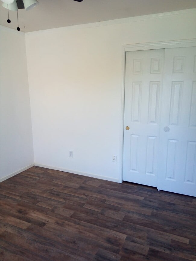 Photo - 964 Meadow View Rd