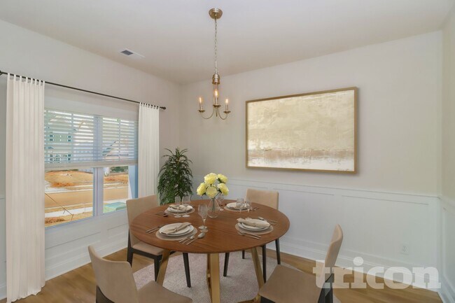 Photo - 127 Halesworth Rd