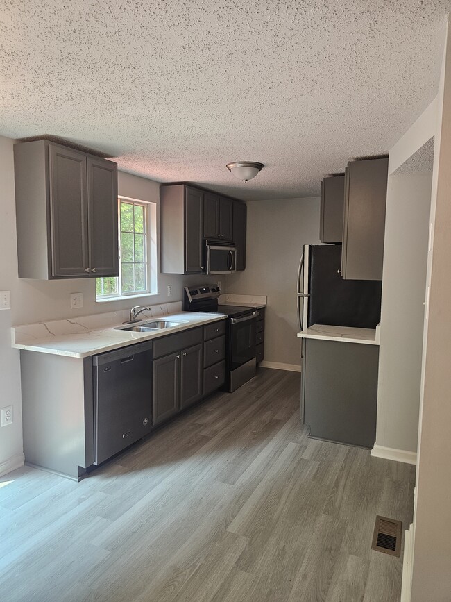 Photo - 13524 Bentley Cir