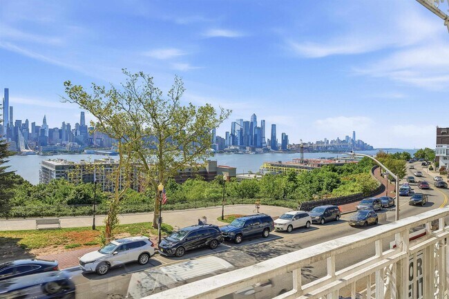 Building Photo - 5311 JFK Blvd E Unit 7