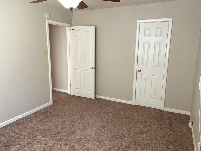 Photo - 1710 45th St