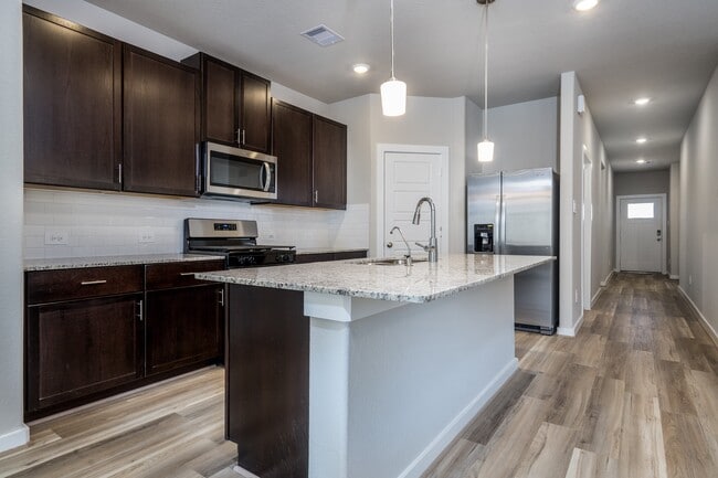 Photo - 17853 Stone Ter Ct