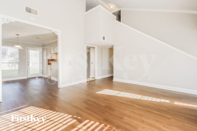 Photo - 547 Shealy St