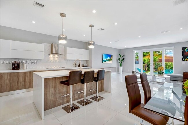 Photo - 3657 SW 26th St