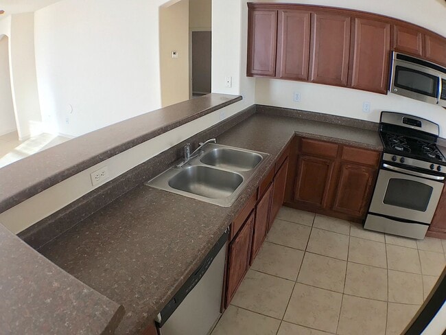 Photo - East El Paso 3bed/2bath Refrig A/C