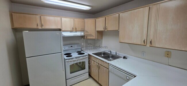 1102 Belford Ave Unit E