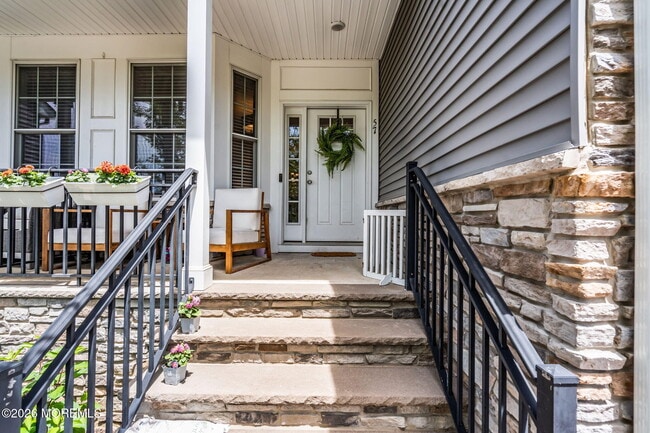 57 McCormick Ave S