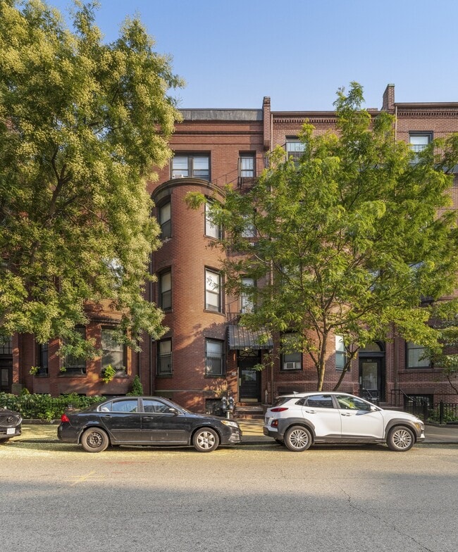 Building Photo - 503 Beacon St Unit 503-A