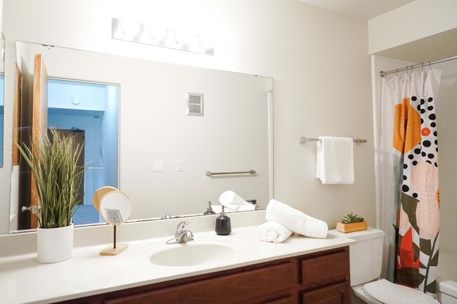 Bathroom - Traver Crossing