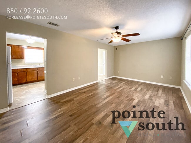 Photo - 21846 Mahan Dr