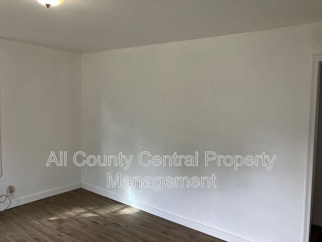 Photo - 2304 Eufaula Ave