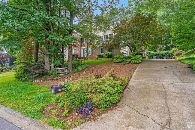 Building Photo - 1880 Meadowchase Ct Rental