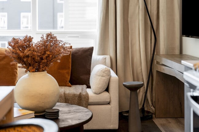 Photo - 484 2nd St Unidad FL2-ID1380130P