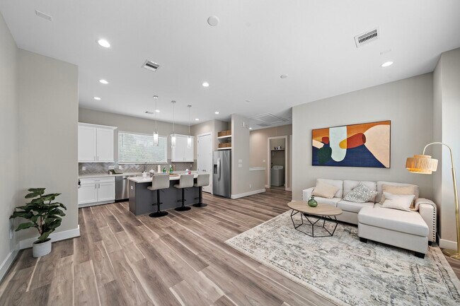 Photo - 2623 Huntington Creek Ln