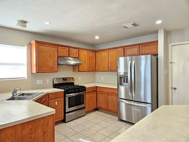 Photo - 9119 Regents Cove Ct