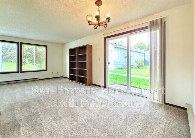 Photo - 1421 Pine St Unit A