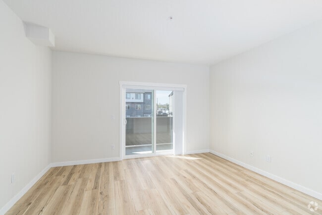 3BR, 2BA - 1,210SF - Living Room