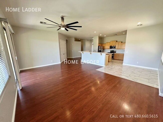 Photo - 244 W Merrill Ave